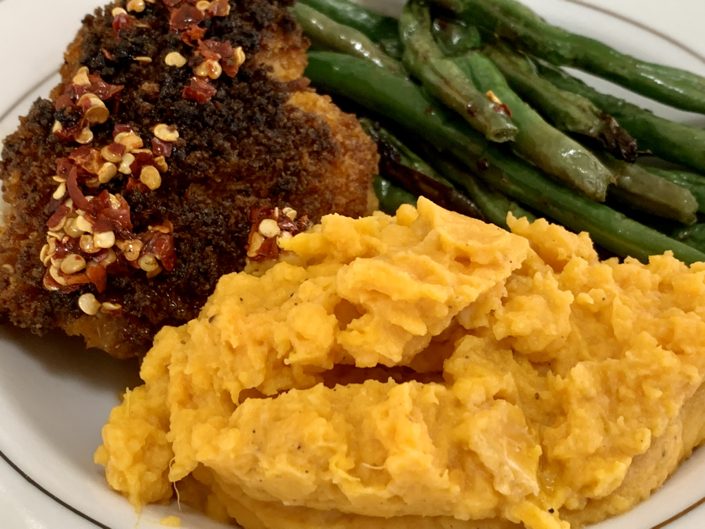 Hello Fresh Spicy Maple Chicken with Mashed Sweet Potatoes & Roasted Green Beans